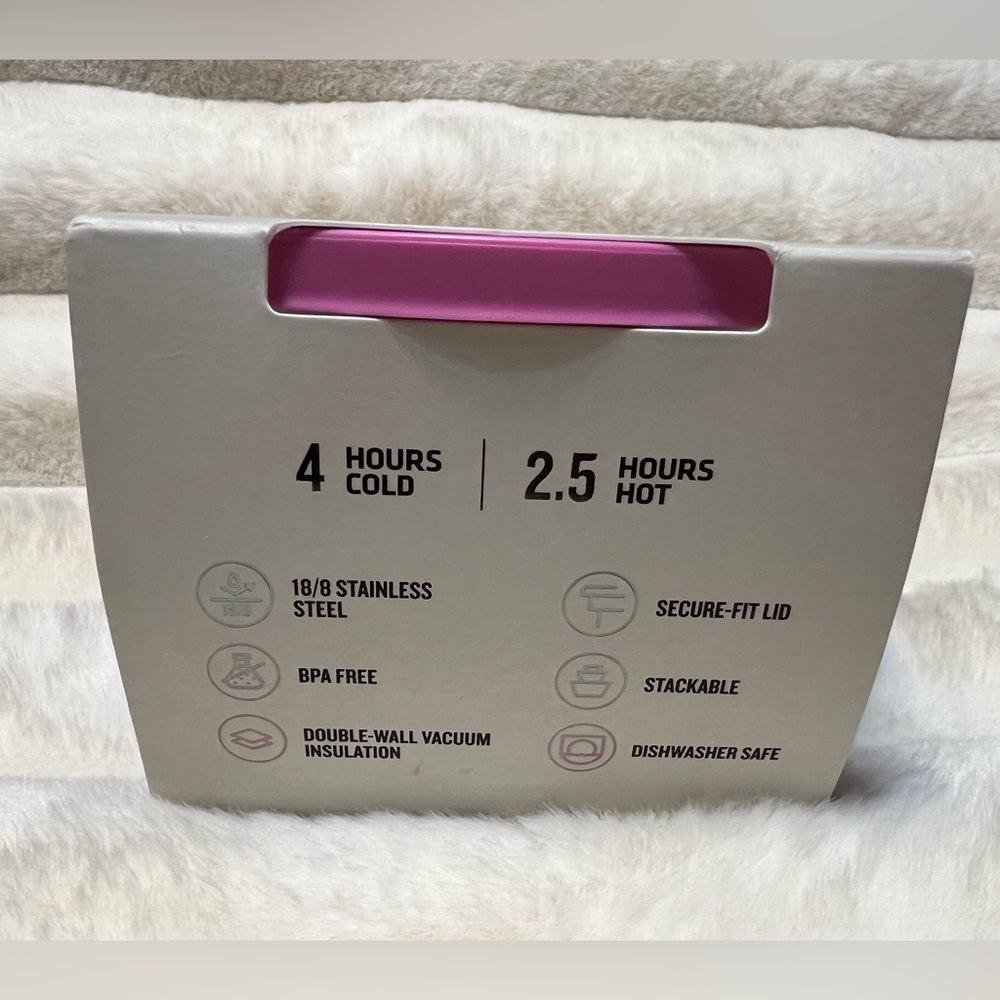NWT Limited Release Sold Out Stanley 32 Pet Bowl Cuddle Collab - Picture 4 of 6